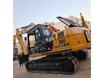 Гусеничный экскаватор CATERPILLAR 320D2