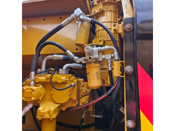 Гусеничный экскаватор CAT 323: фото 5