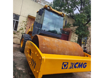 Компактор XCMG XS 203 J: фото 4