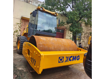 Компактор XCMG XS 203 J: фото 2