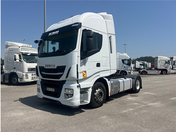 Тягач IVECO