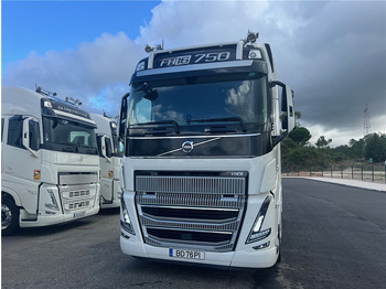 Тягач VOLVO FH 750