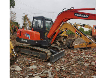 Гусеничный экскаватор DOOSAN DH55