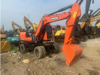 Колёсный экскаватор Doosan DX150W-9C: фото 2