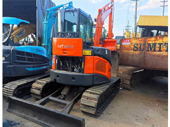 : фото в шапке страницы