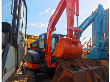 Мини-экскаватор Hitachi ZX55: фото 4 Мини-экскаватор Hitachi ZX55: фото 4