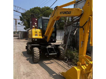 Колёсный экскаватор Hyundai R60W-7: фото 3