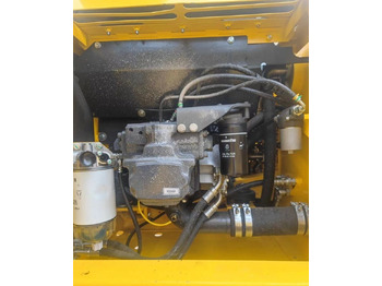 Гусеничный экскаватор Komatsu PC220-8: фото 5