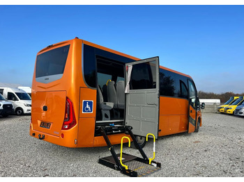 Микроавтобус IVECO Daily