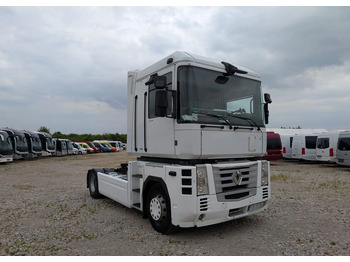 Тягач RENAULT Magnum