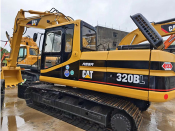 Гусеничный экскаватор CATERPILLAR 320BL
