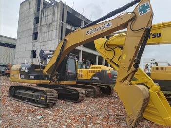 Гусеничный экскаватор CATERPILLAR 320D