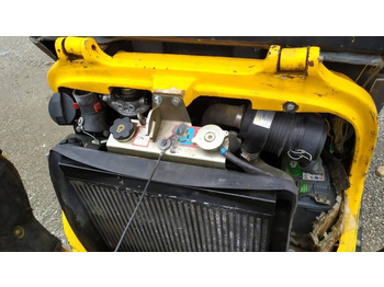 Мини-экскаватор JCB 8018: фото 5