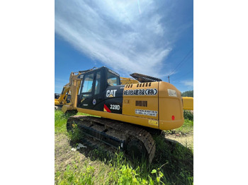 Гусеничный экскаватор CATERPILLAR 320D