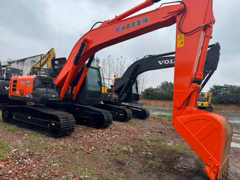 Гусеничный экскаватор HITACHI ZX200