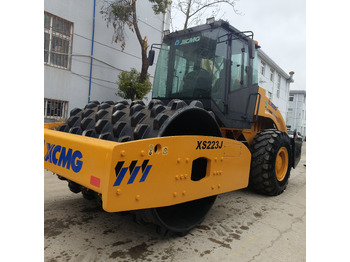 Компактор XCMG XS223J road roller: фото 4