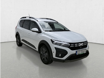 Внедорожник DACIA