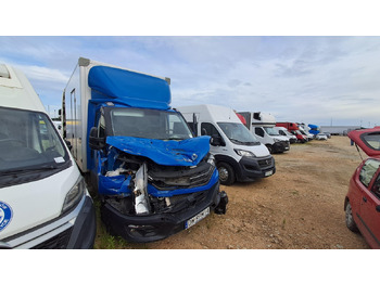 Грузовик с закрытым кузовом IVECO Daily