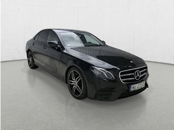 Седан MERCEDES-BENZ