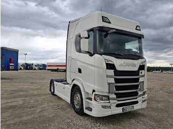 Тягач SCANIA S 450