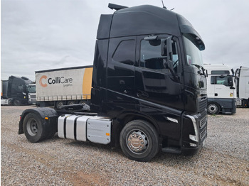 Тягач VOLVO FH