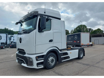 Тягач MERCEDES-BENZ Actros 1836