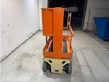 Подъёмник 2011 JLG 1230ES Elektrisk mastelift med 5,6 m arbeidshøyde: фото 4 Подъёмник 2011 JLG 1230ES Elektrisk mastelift med 5,6 m arbeidshøyde: фото 4