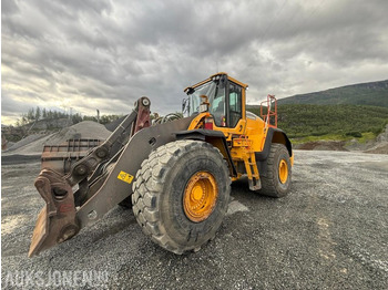 Колёсный погрузчик VOLVO L220H