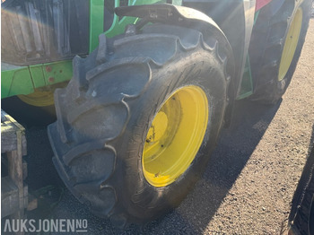 Сельскохозяйственная техника JOHN DEERE 6100
