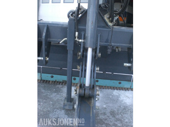 Сельскохозяйственная техника 2012 Isskrape Nord Vei PT 3050 – 3,05 m – hardmetallpigger – lite brukt: фото 5 Сельскохозяйственная техника 2012 Isskrape Nord Vei PT 3050 – 3,05 m – hardmetallpigger – lite brukt: фото 5