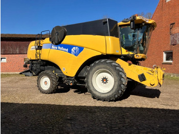 Зерноуборочный комбайн NEW HOLLAND CX series