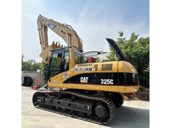 Гусеничный экскаватор CAT 325C: фото 2 Гусеничный экскаватор CAT 325C: фото 2