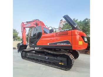 Гусеничный экскаватор DOOSAN DX300LC