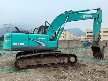 Гусеничный экскаватор KOBELCO