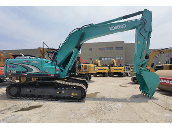 Гусеничный экскаватор KOBELCO
