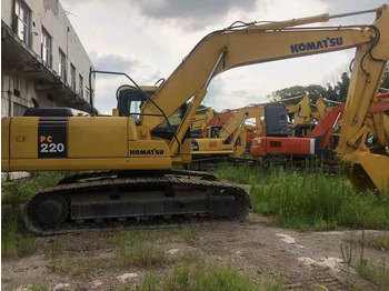 Гусеничный экскаватор KOMATSU PC220-7