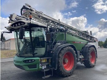 Самоходный опрыскиватель FENDT