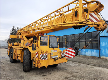 Строительная техника LIEBHERR LTM 1030