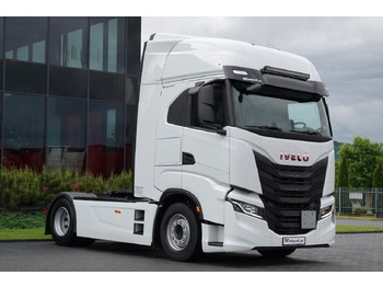 Тягач IVECO S-WAY