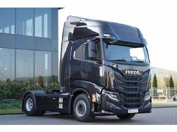 Тягач IVECO S-WAY