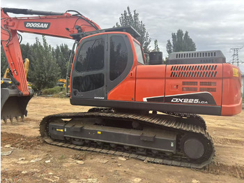 Гусеничный экскаватор DOOSAN DX225LCA