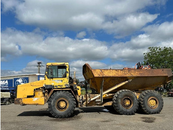 Сочленённый самосвал CAT D 300 E: фото 2