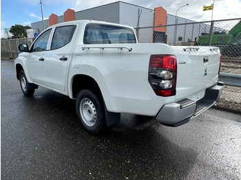 Новый Пикап, Грузопассажирский фургон Mitsubishi L200 4x4 - 8 UNITS in WHITE 2.5 D GL Double Cab - EURO 2 - NEW!! Ready for work!!!**: фото 2