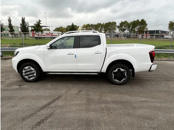 Новый Пикап, Грузопассажирский фургон Nissan Navara 4x4 2.5 D Double Cab - LE Plus - AUTOMATIC - FULL OPTIONS - EURO 2 - NEW!! - 3 UNITS: фото 2