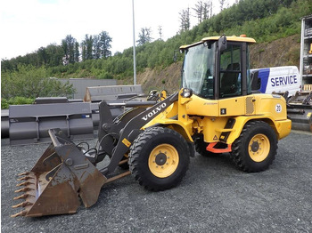 Колёсный погрузчик VOLVO L30G