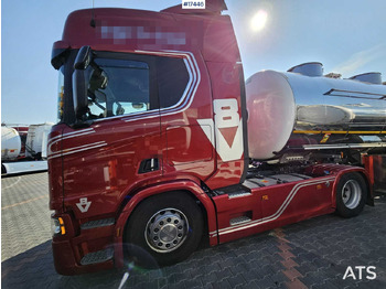 Тягач SCANIA R 530 V8