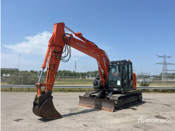 Гусеничный экскаватор HITACHI ZX135