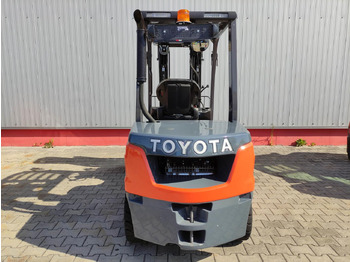 Дизельный погрузчик Toyota 52-8FDF30: фото 4