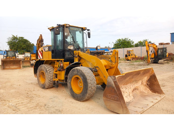 Погрузчик CATERPILLAR 924H