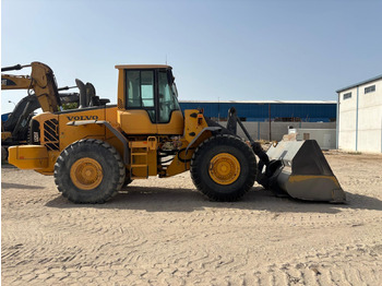 Колёсный погрузчик VOLVO L120F